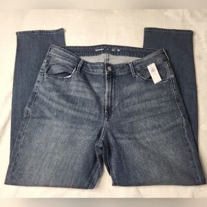 Old Navy WOW Straight Highrise Petite Jeans. Size 14P